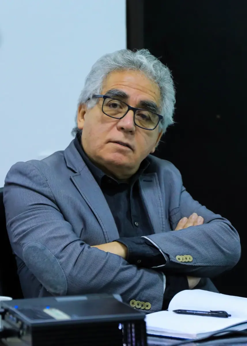 Fiscalía revierte imputación contra director de la UNP por caso Miguel Uribe En un giro inesperado dentro del proceso judicial por el magnicidio del precandidato Miguel Uribe Turbay, la Fiscalía General de la Nación retiró la solicitud de imputación de cargos contra el director de la Unidad Nacional de Protección (UNP), Augusto Rodríguez.