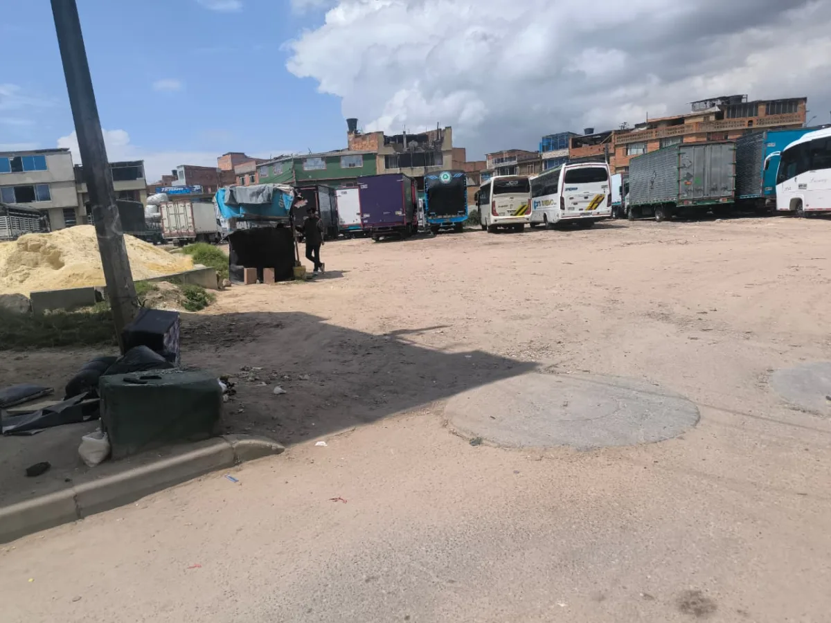 Dos sujetos fueron asesinados a bala dentro de un parqueadero en Bosa