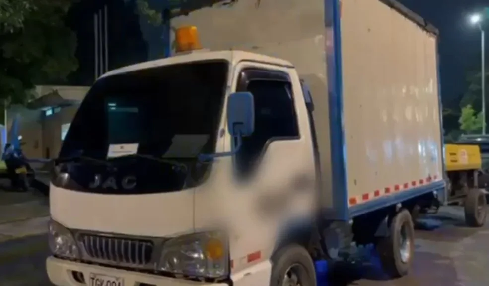 En Barrios Unidos: persecución terminó en la captura de dos personas por robo de millonaria maquinaria 1 En Barrios Unidos persecución terminó en la captura de dos personas por robo de millonaria maquinaria