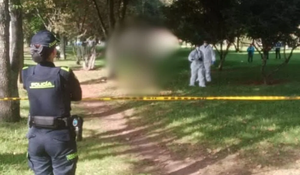 En Engativá: misterioso hallazgo de un cuerpo en Ciudadela Colsubsidio 7 En Engativá: misterioso hallazgo de un cuerpo en Ciudadela Colsubsidio En las primeras horas de este martes, la tranquilidad de la comunidad de Ciudadela Colsubsidio (Engativá) se vio alterada tras el hallazgo de un hombre sin vida.