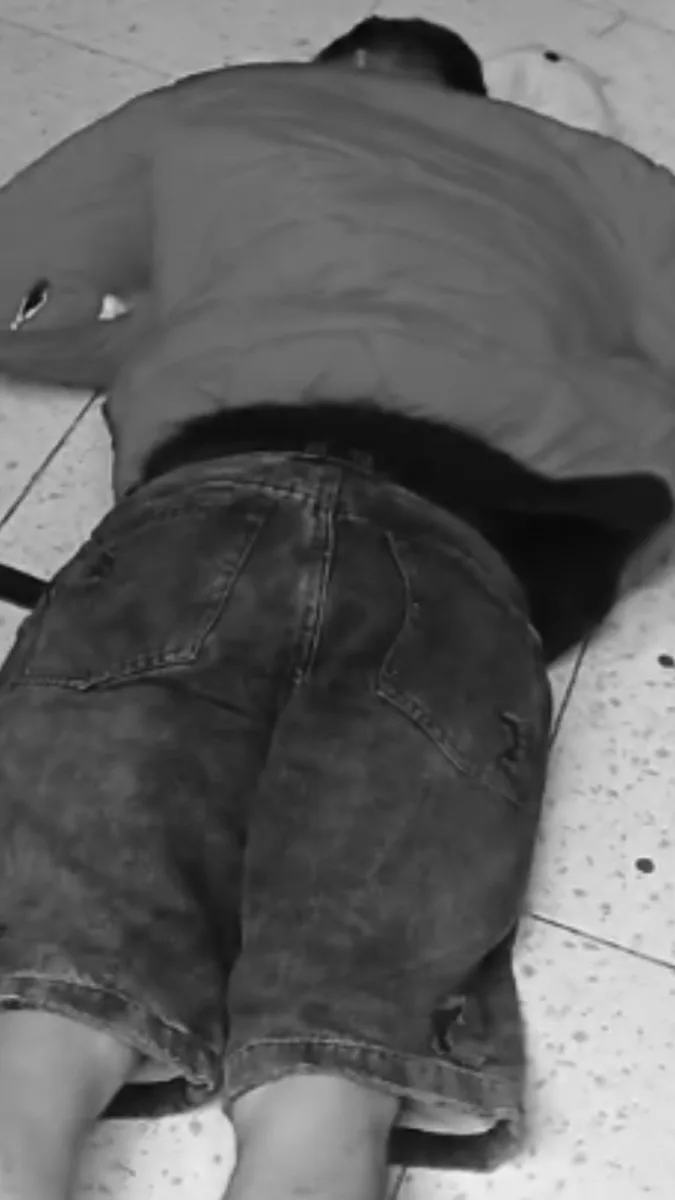 En Fontibón se presentó un tiroteo que habría dejado varios heridos 2 En Fontibón se presentó un tiroteo que habría dejado varios heridos Hace pocos minutos se presentó un tiroteo en el barrio Prados de Alameda, en la localidad de Fontibón. El incidente dejó un saldo preliminar de tres personas heridas, entre ellas una mujer.