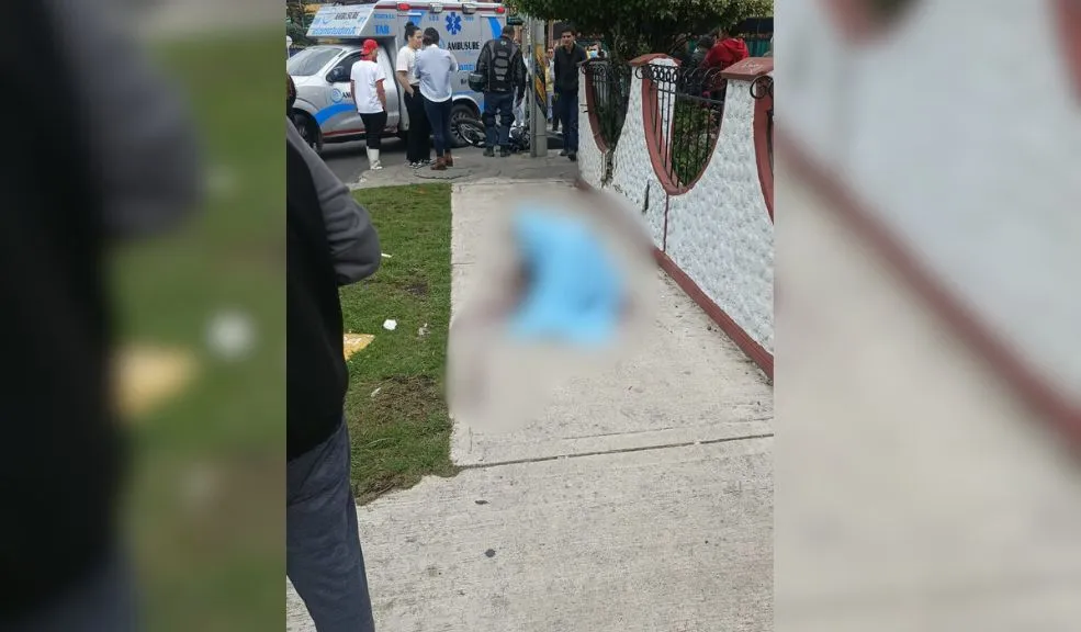 En Modelia, motociclista murió en violento choque con una camioneta 1 En Modelia, motociclista murió en violento choque con una camioneta Un siniestro vial ocurrido en la zona residencial de la localidad de Modelia cobró la vida de un motociclista. Las impactantes imágenes que circularon en redes sociales evidenciarían que la víctima sufrió una fuerte contusión en la cabeza.