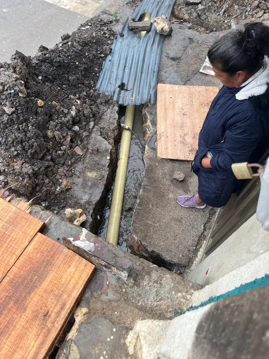 En San Cristóbal viven un calvario por las aguas negras