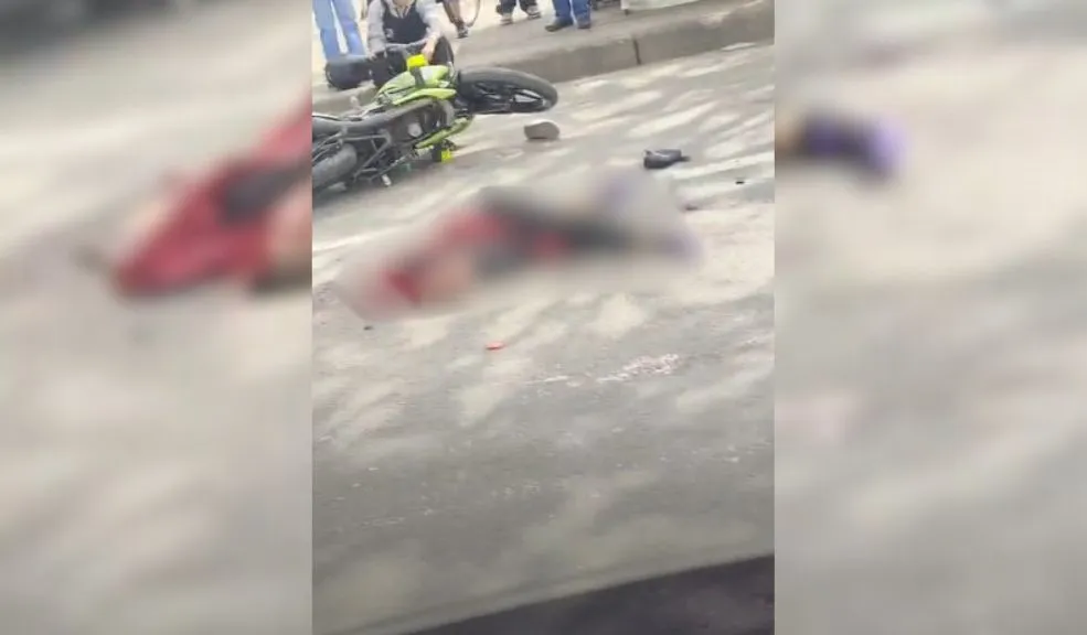 En Tunjuelito: motociclista murió arrollado por una tractomula La mañana de este miércoles, un impactante siniestro vial cobró la vida de un motociclista en la localidad de Tunjuelito.