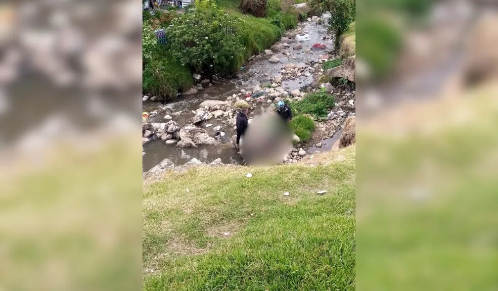 En Usme: ciclista perdió el control y murió tras caer a una quebrada La localidad de Usme amaneció con un trágico suceso este martes 13 de enero, luego de que un ciclista falleciera al caer al vacío en el cauce de la quebrada Yomasa.