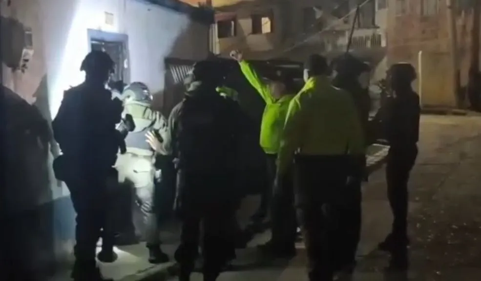 Fusagasugá: capturan a alias ‘Ventura’, sujeto con 15 años de historial delictivo Alias ‘Ventura’ habría sido capturado en Fusagasugá en medio de un allanamiento. Al indagar en su historial delictivo, se evidenció que desde 2011 ha contribuido de manera reiterada a la inseguridad y al deterioro de la sociedad.