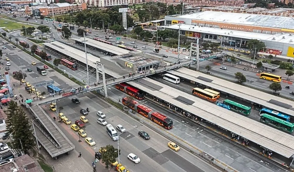 Nuevo portal de TransMilenio en el norte de Bogotá Un nuevo portal de TransMilenio se construirá en el sector de BIMA, al norte de Bogotá, con el objetivo de reducir los tiempos de viaje y mejorar la movilidad de los usuarios del sistema.