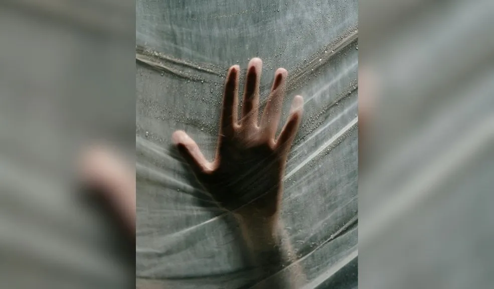 Pa’ la cárcel hombre señalado de matar a su pareja con un arma de largo alcance Un caso de feminicidio sacudió a la vereda Sispata, en el departamento de Boyacá, y hoy la justicia empieza a llegar para la víctima y su familia, tras ser enviado a la cárcel el presunto responsable.