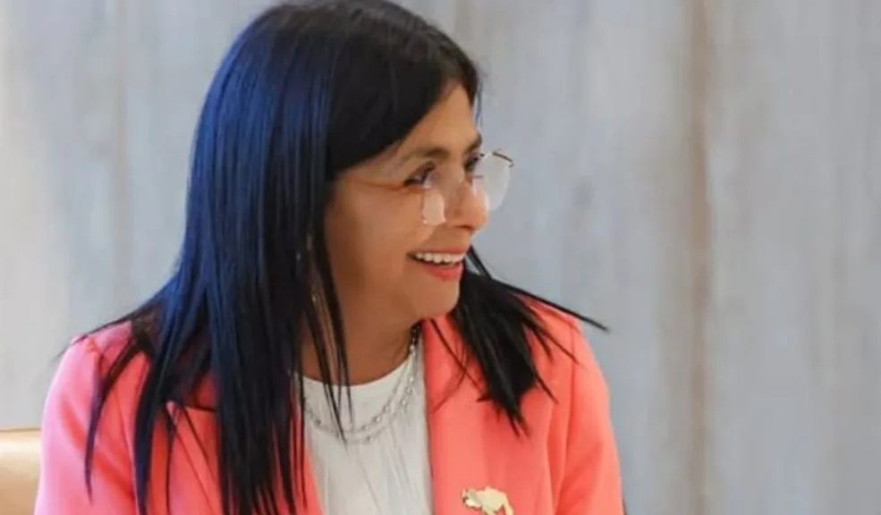 Delcy Rodríguez es la presidenta encargada de Venezuela: descartan a María Corina Machado