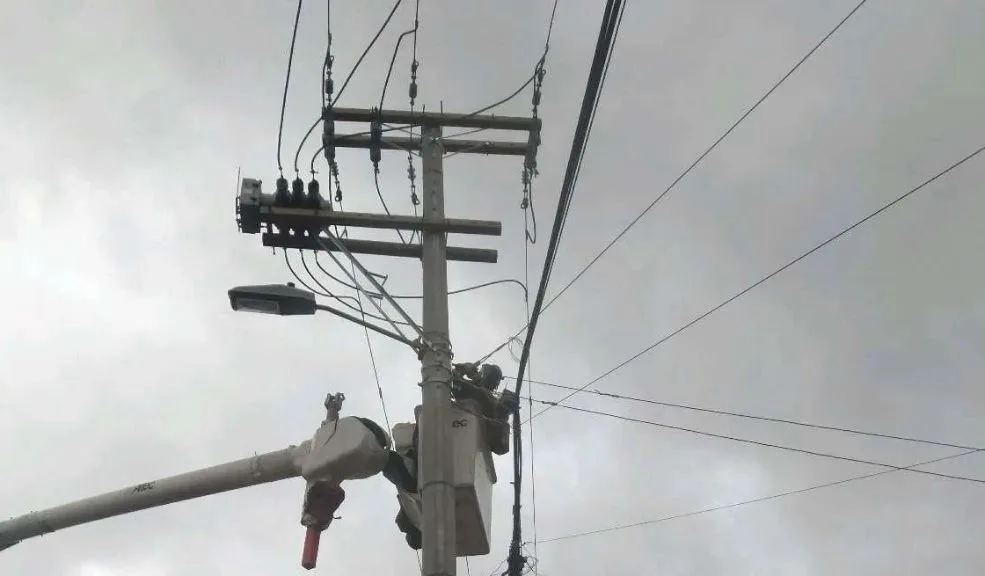 Que no lo tome por sorpresa: cortes de luz este domingo 18 de enero Los cortes de luz del domingo 18 de enero obedecen a trabajos de Enel Colombia en las redes de suministro de energía.