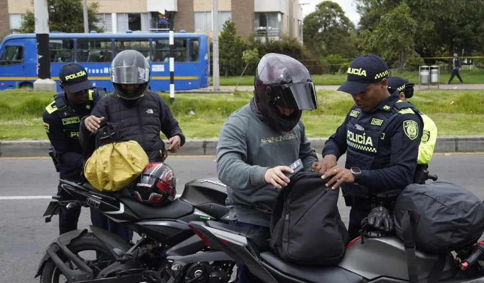 Resultados de megatomas en Bogotá: intervención de 90 días deja más de 5.200 capturas Tras una intervención sostenida de 90 días, se logró la captura de 5.283 personas vinculadas a delitos de alto impacto.