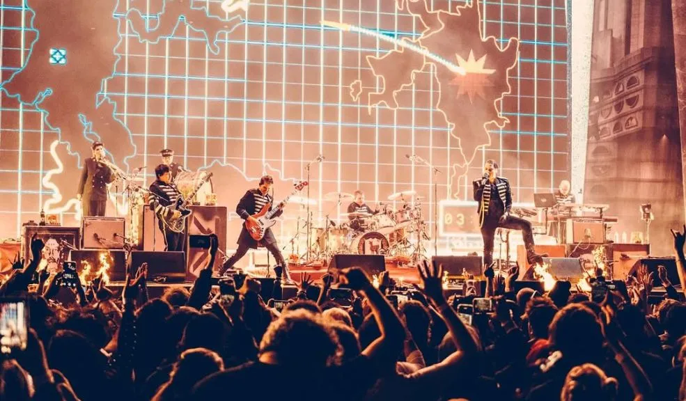 Se pospone el concierto de My Chemical Romance en Bogotá La organización del concierto de la banda de rock estadounidense, My Chemical Romance, anunció que este se pospondrá. Ya se ha definido una nueva fecha.