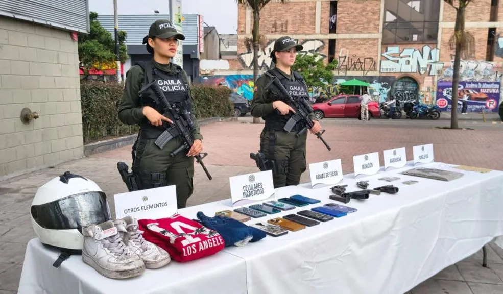 Capturan a siete integrantes de la estructura criminal ‘Los Satanás’ en Kennedy y Bosa 2 Capturan a siete integrantes de la estructura criminal ‘Los Satanás’ en Kennedy y Bosa En una ofensiva coordinada, la Policía Metropolitana y el Gaula lograron la captura de siete integrantes de la estructura criminal 'Los Satanás'.