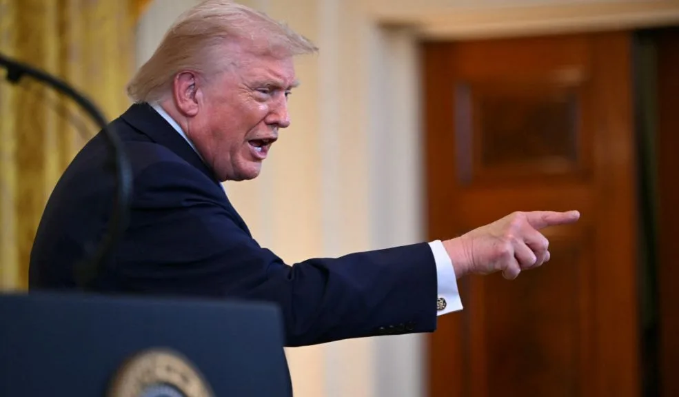 Trump dice que ya no pensará solo en la paz, luego de no recibir el Nobel Una nueva crisis diplomática sacude el panorama internacional tras conocerse un polémico mensaje del presidente de Estados Unidos, Donald Trump, dirigido al primer ministro de Noruega, Jonas Gahr Store.