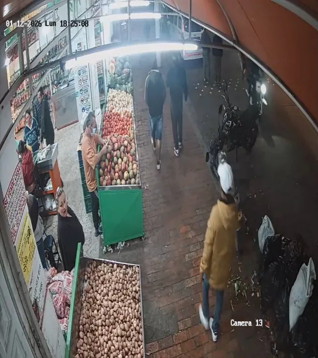 sujetos en moto asesinaron a don PEPE dentro de su propio local