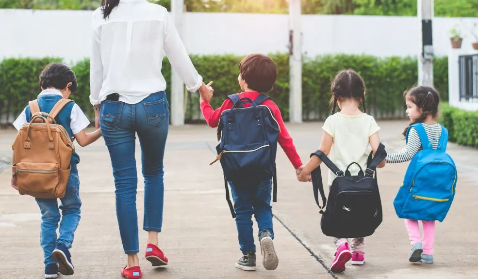 ¡Pilas, papitos! Ya hay fecha para el regreso a clases: así quedó el calendario escolar 2026 La Secretaría de Educación anunció el calendario oficial para 2026 y confirmó que el próximo 26 de enero regresan las clases a los colegios públicos de Bogotá.