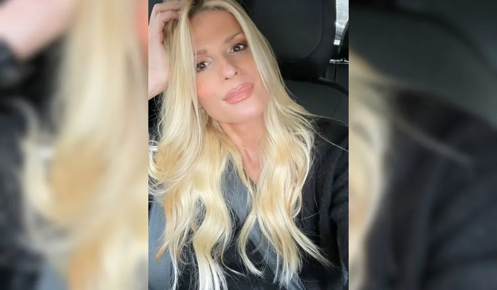 ¡Qué joyita! La doctora Liliana habría estafado a Mary Méndez, presentadora de Caracol 1 ¡Qué joyita! La doctora Liliana habría estafado a Mary Méndez, presentadora de Caracol La polémica crece: la doctora Liliana, quien insultó a un joven, presuntamente también le robó a Mary Méndez.