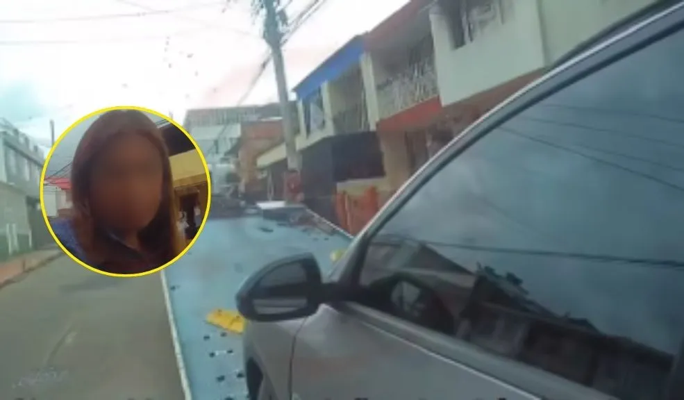 ¿Nuevo caso de “usted no sabe quién soy yo”? Secretaria de Fusagasugá en el ojo del huracán En un video quedó registrado el trato cuestionable que le dio la secretaria de Hacienda del municipio de Fusagasugá a un agente de tránsito, quien se disponía a imponerle un comparendo y a inmovilizar el vehículo. En las imágenes se evidencia que la funcionaria llamó al secretario de Movilidad para evitar que se llevaran el carro e, incluso, algunos familiares intervinieron y le manotearon al agente.