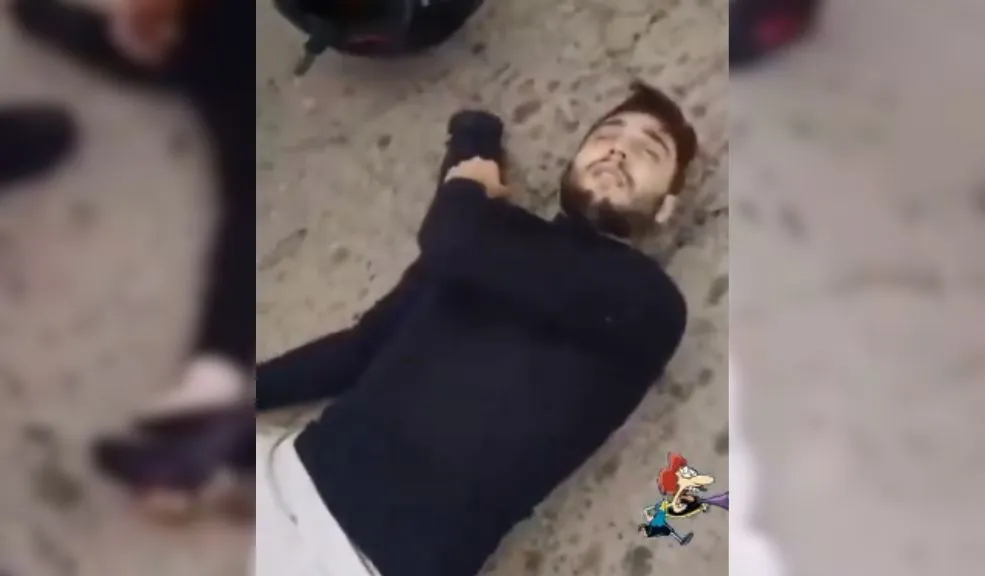 ¿Quién era el estudiante de intercambio alemán que fue asesinado en medio de un robo? 2 ¿Quién era el estudiante de intercambio alemán que fue asesinado en medio de un robo? Leif Elxnat, un joven alemán que residía en Colombia como parte de un programa académico, fue asesinado mientras se desplazaba en motocicleta entre los municipios de Uribia y Maicao.