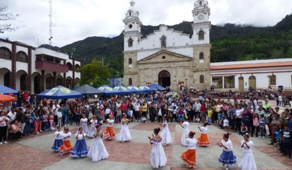 ¿Quiere viajar, conocer y disfrutar, pero no tan lejos? Participe del Festival del Retorno en Choachí 1 ¿Quiere viajar, conocer y disfrutar, pero no tan lejos? Participe del Festival del Retorno en Choachí Desde este viernes arranca la programación del ‘Festival del Retorno’ en Choachí, un plan ideal que no requiere largas horas de desplazamiento por carretera.