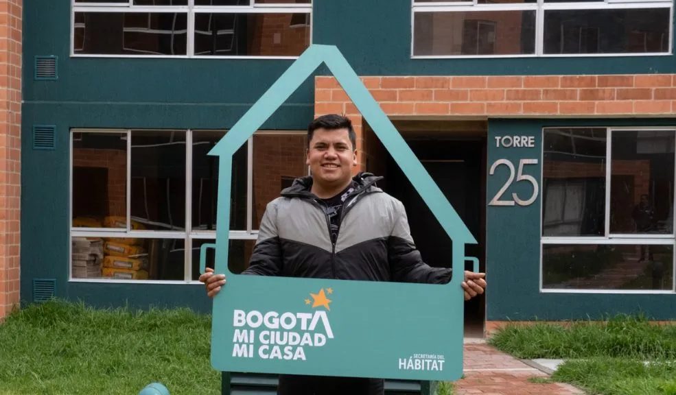 El Distrito le ayuda a pagar su crédito de vivienda. Le contamos cómo El Distrito habilitó 4.000 nuevos cupos de ‘Reduce tu Cuota’, el programa que baja el pago mensual de los créditos de vivienda VIS y VIP en Bogotá.