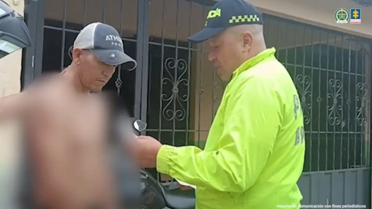 A prisión por explotar sexualmente a una pareja en condición de discapacidad Una pareja en condición de discapacidad cognitiva fue salvada de las garras de Yoimar Gonzalo Serrano Trujillo, un hombre que se mostró como alguien compasivo y que los quería ayudar, para luego aprovecharse de ellos y explotarlos sexualmente.