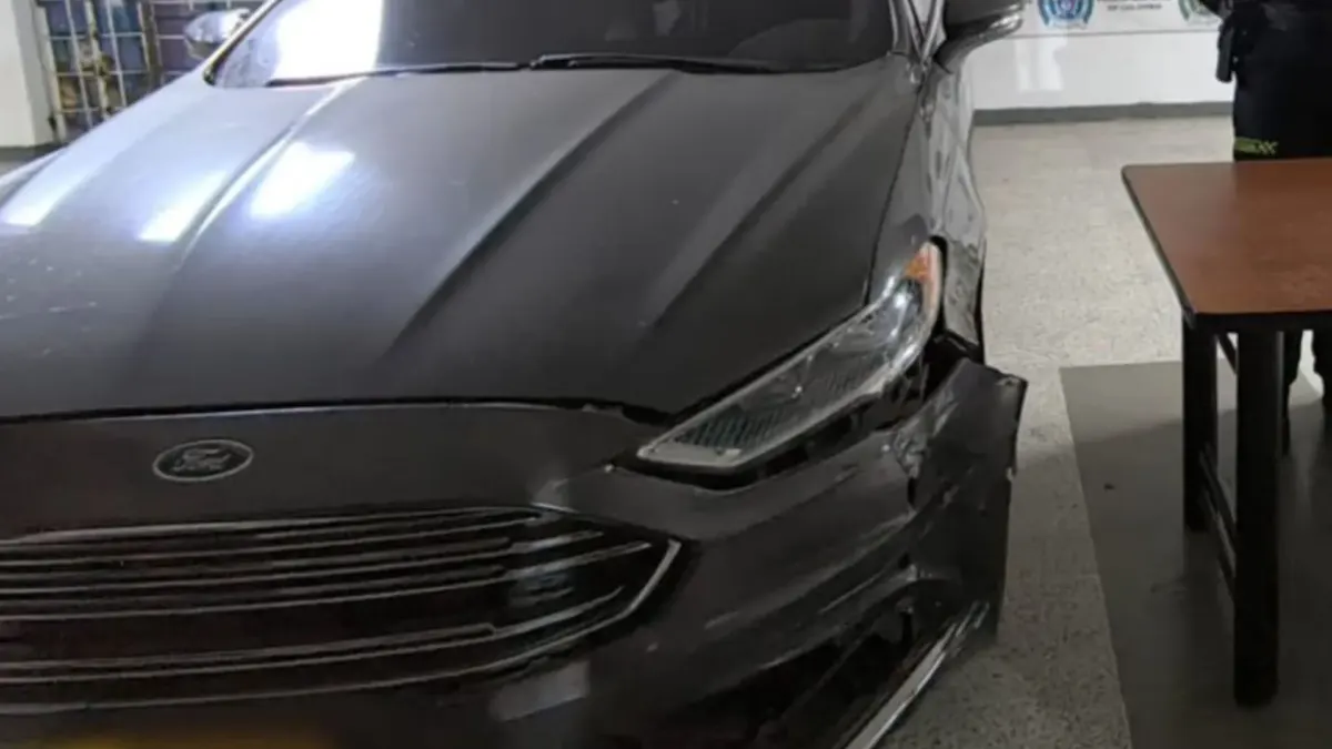 Barrios Unidos: recuperan carro que había sido prestado a un familiar y nunca regresó ¿Alguna vez le ha prestado dinero a un familiar y no se lo ha devuelto? Eso mismo le pasó a un hombre, pero de una manera más insólita. La víctima relató que le habría prestado su carro a un familiar por una semana, pero que el vehículo nunca regresó e incluso fue vendido.