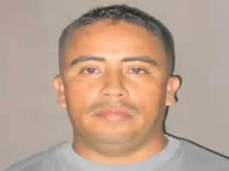 Confirman muerte de alias 'Gonzalito' segundo al mando del Clan del Golfo 1 Confirman muerte de alias 'Gonzalito' segundo al mando del Clan del Golfo La estructura de mando del Clan del Golfo ha sufrido una baja determinante tras confirmarse el fallecimiento de José Gonzalo Sánchez, conocido como alias ‘Gonzalito’.