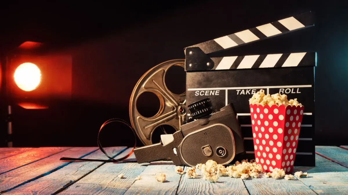 Celebre el mes de ‘San Valen, Valentín’: cine a 8.000 Aunque en Colombia el Día del Amor y la Amistad se celebra en septiembre, cada vez más personas se suman a celebrar 'San Valen, Valentín', y este año el festejo se podrá realizar en medio de la Fiesta del Cine, con entradas a $8.000.
