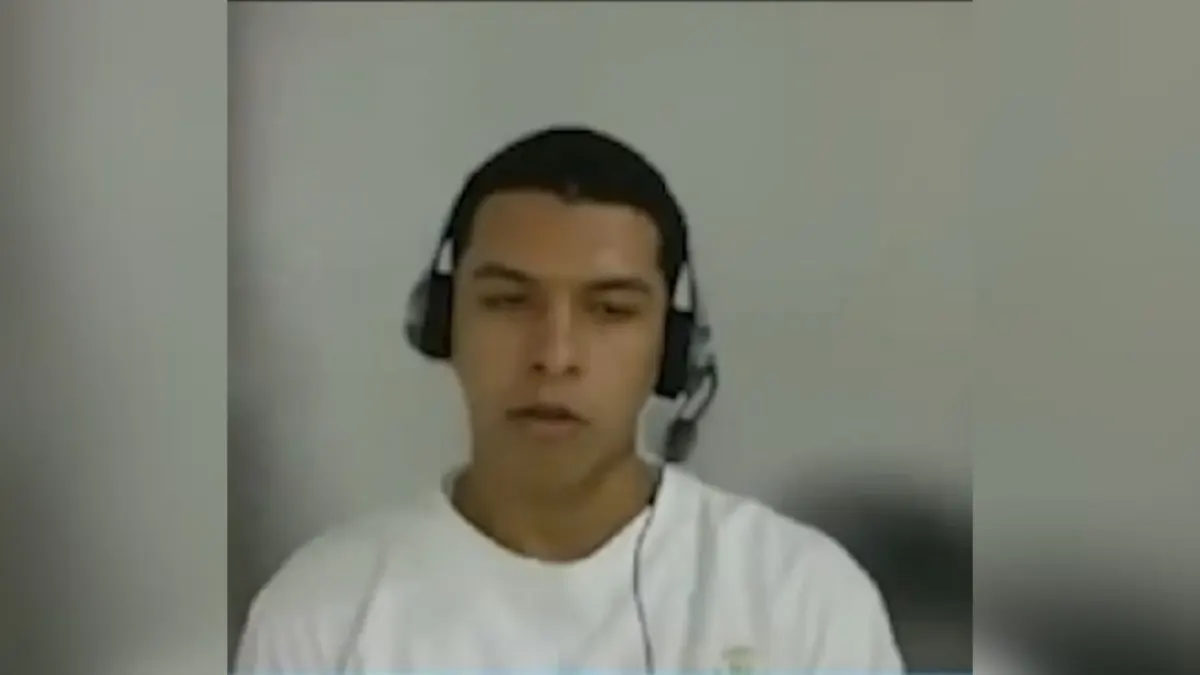 Chapinero: llamados a juicio por homicidio del universitario Jaime Esteban 1 Chapinero: llamados a juicio por homicidio del universitario Jaime Esteban La Fiscalía General de la Nación llamó a juicio a Juan Carlos Suárez Ortiz y Ricardo Rafael González Castro por su presunta responsabilidad en la muerte del universitario Jaime Esteban, quien fue atacado el 31 de octubre de 2025 en vía pública de Barrios Unidos.