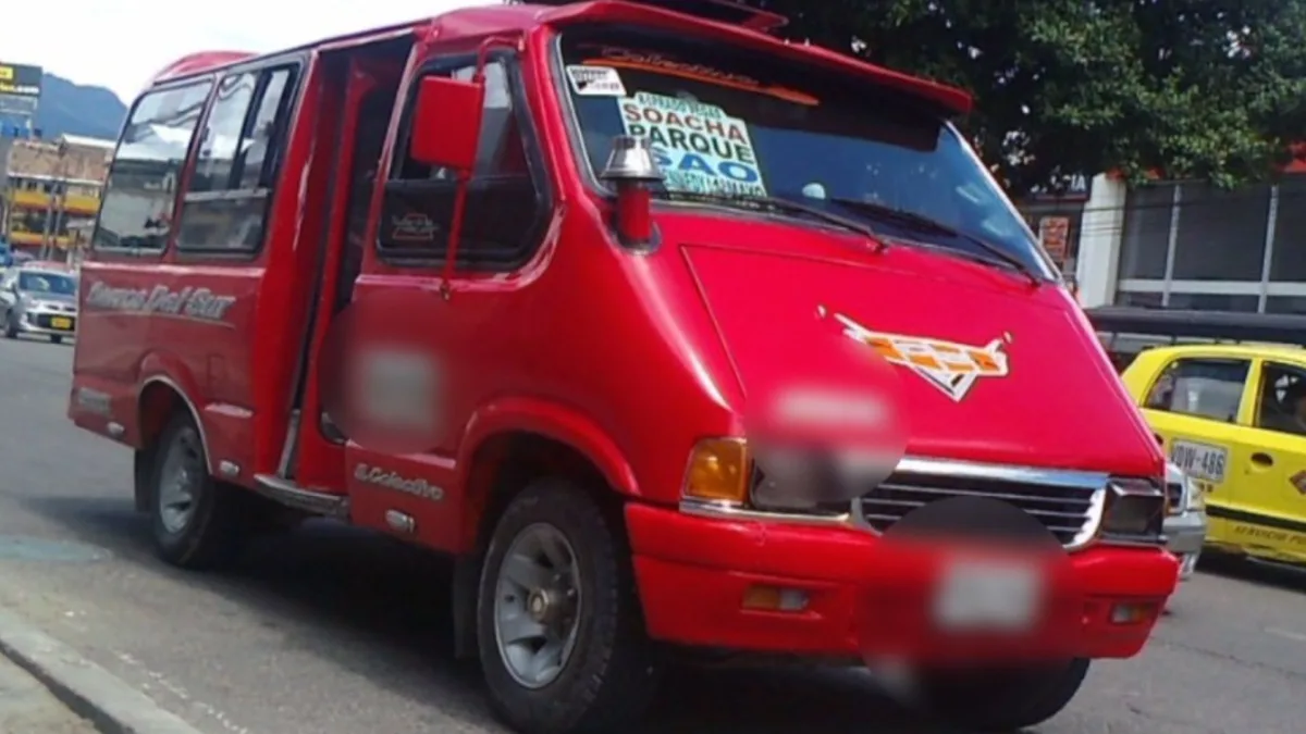 Conductores de transporte en Soacha bloquearán la Autopista Sur Actualmente, transportadores del municipio de Soacha bloquean la Autopista Sur y anunciaron nuevas protestas para mañana desde las 4:30 a. m. en ambos sentidos, exigiendo mayor seguridad a las autoridades. La semana pasada fue asesinado un conductor y hoy se presentó otro ataque aparentemente por no pagar 'vacunas'.