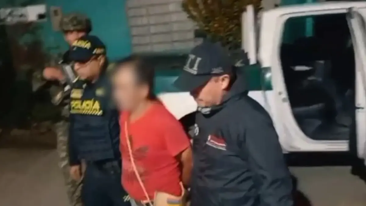 Cundinamarca: capturan al feminicida de una niña de 10 años Un hombre de 70 años fue capturado en las últimas horas en Yacopí, Cundinamarca, por el feminicidio de una niña de 10 años que se habría negado a que la abusara sexualmente.
