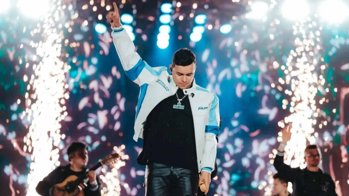 Entre lágrimas, Sonia recibió las joyas que llevaba Yeison Jiménez el día del accidente La esposa de Yeison Jiménez, Sonia Restrepo, se mostró profundamente conmovida al recibir las joyas que el cantante llevaba el día del accidente.