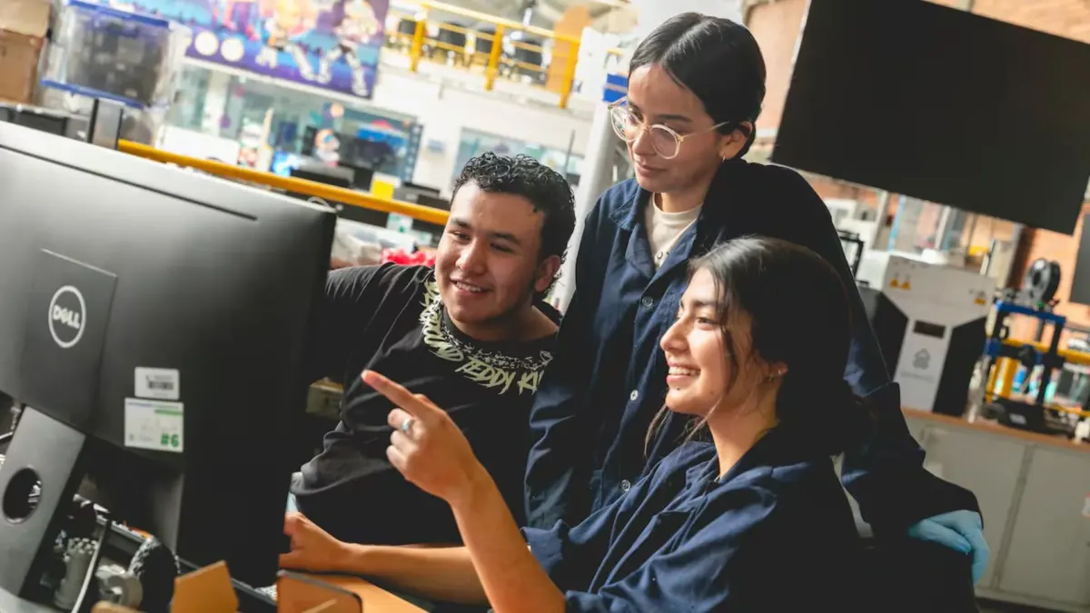 Estudie gratis y a su ritmo: hay 200 cursos disponibles No deje pasar la oportunidad de acceder a 200 cursos totalmente gratuitos, certificables y que puede abordar a su ritmo, desde cualquier lugar y en cualquier momento.