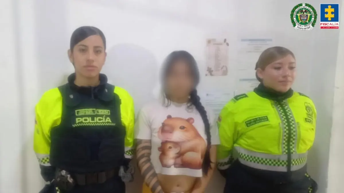 La acusan por matar a su pareja en Ciudad Bolívar e irá a la cárcel Una mujer fue enviada a prisión tras ser señalada por la Fiscalía como presunta responsable del asesinato de su pareja sentimental en una calle de Ciudad Bolívar. Le contamos los detalles del hecho.