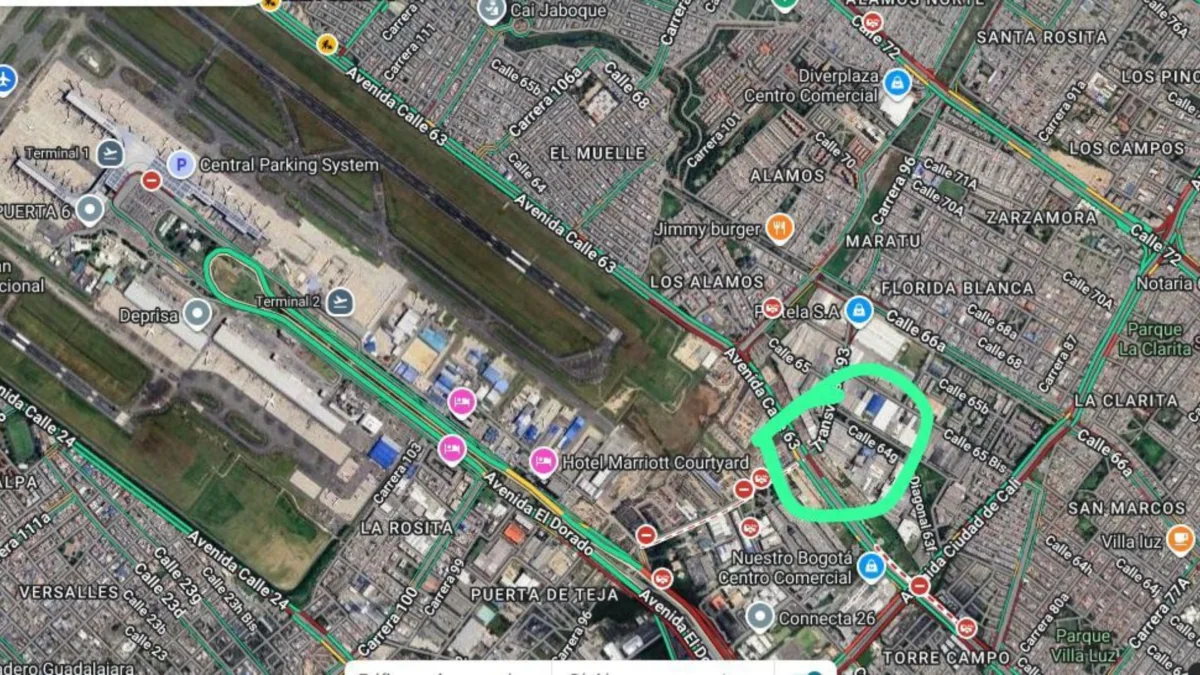 Manifestación mantiene bloqueada la Avenida Mutis 2 Manifestación mantiene bloqueada la Avenida Mutis A esta hora se presenta un manifestación en la localidad de Engativá, sobre la avenida Mutis, que mantiene a varios conductores atrapados en el tráfico.