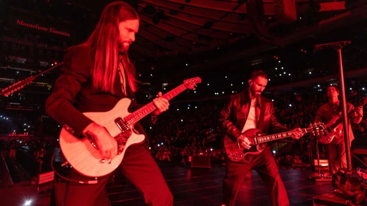 Maroon 5 estará por tercera vez en Colombia 1 Maroon 5 estará por tercera vez en Colombia La temporada de grandes conciertos en Colombia sigue tomando fuerza y ahora suma el esperado regreso de Maroon 5. La exitosa banda estadounidense vuelve al país para reencontrarse con un público que ha convertido sus canciones en parte de la banda sonora de toda una generación.