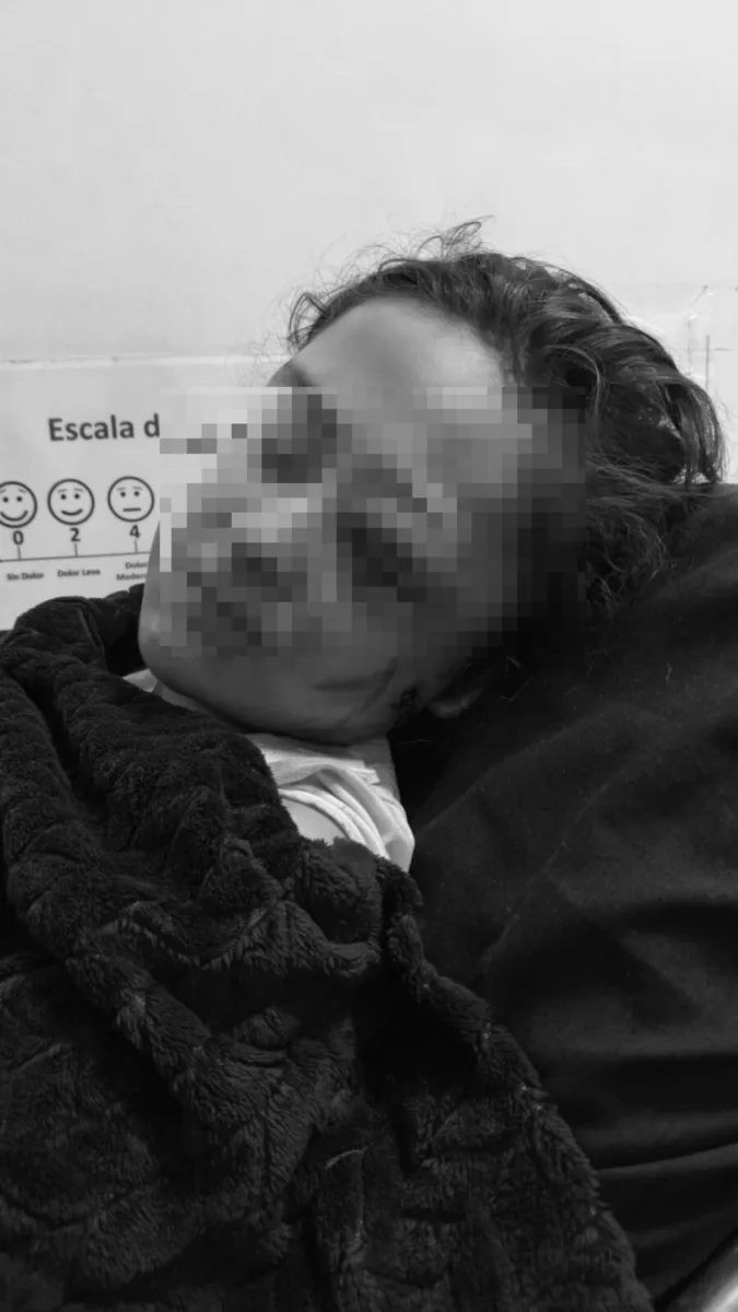 Menor fue apuñalada en un ojo por un desconocido que quedó en libertad 2 Menor fue apuñalada en un ojo por un desconocido que quedó en libertad El pasado domingo 15 de febrero, en una estación de servicio ubicada en la calle 170 con avenida Suba, un desconocido abordó violentamente un vehículo particular, tomando como rehén a una niña de 11 años.
