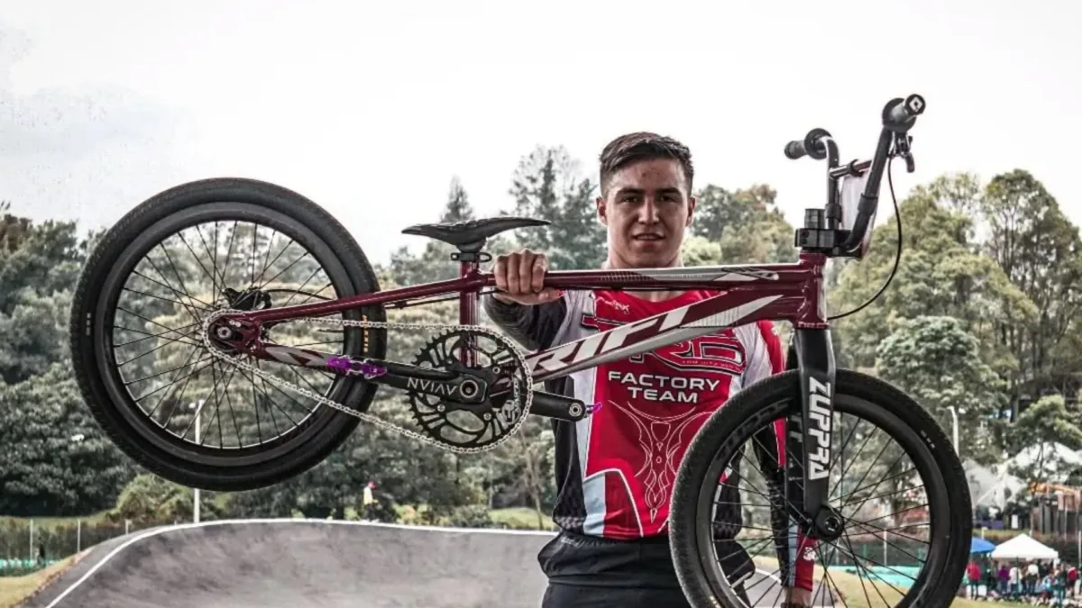 Santiago Suárez, el ‘Huracán’ del BMX que sueña con brillar en el Mundial 7 Santiago Suárez, el ‘Huracán’ del BMX que sueña con brillar en el Mundial