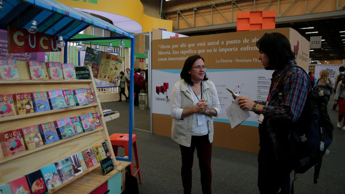Se buscan autores de literatura infantil en Colombia Colombia es uno de los países fuertes en producción de literatura infantil y juvenil, que suele exportarse a distintas partes de América Latina y traducidas a distintos idiomas.