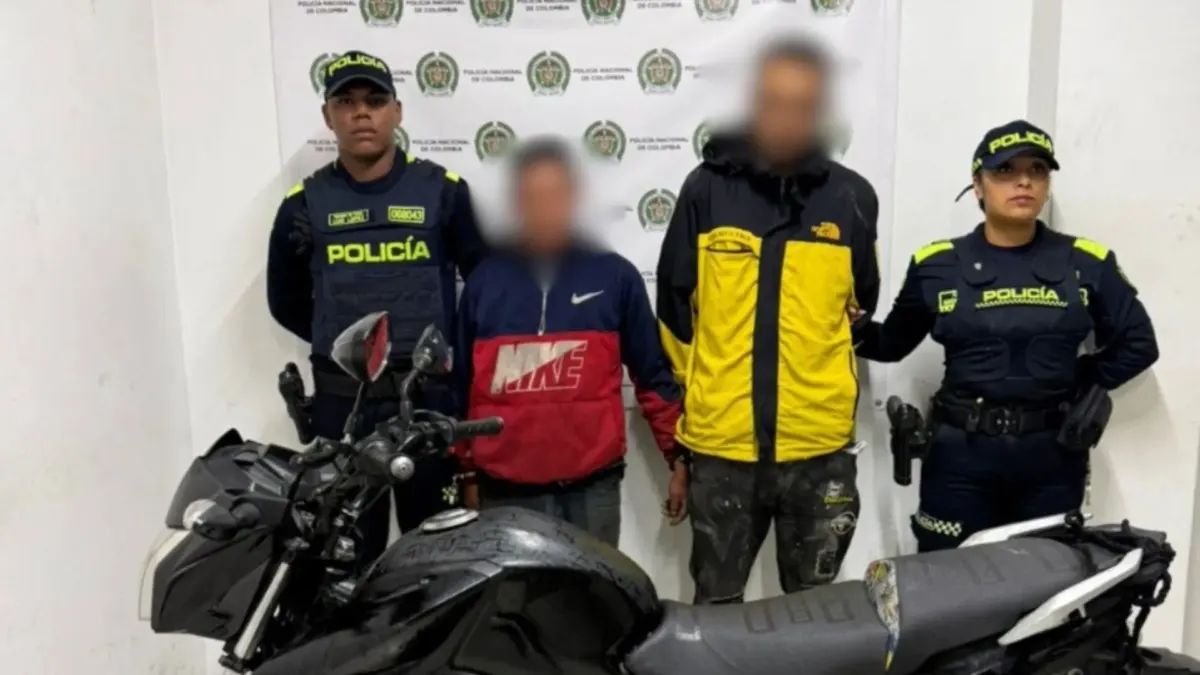 Soacha: judicializados cuatro hombres por hurto violento de motocicletas Los cuatro hombres fueron capturados en flagrancia en el vecino municipio de Soacha, luego de cometer el hurto de motocicletas en hechos independientes.