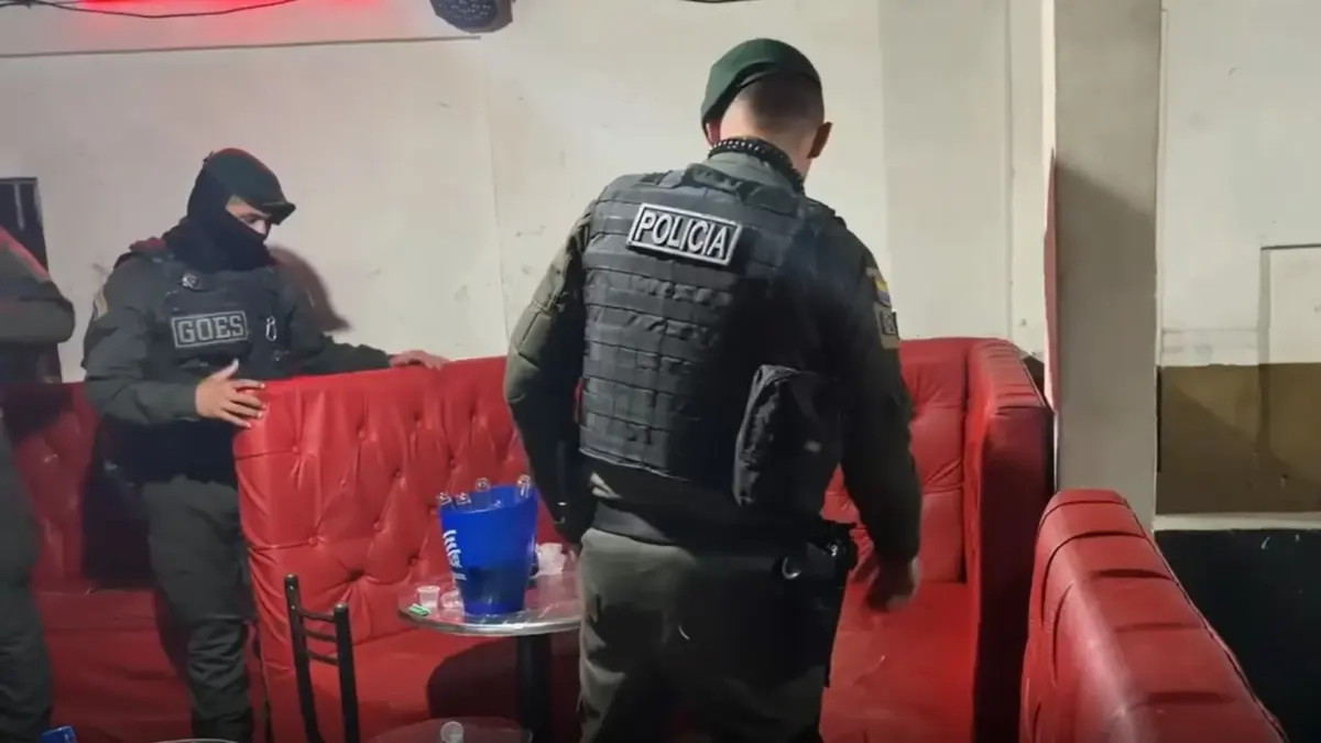 Soacha: sellan casa de lenocinio en el barrio Lincoln Autoridades de Soacha intervinieron un establecimiento señalado por la comunidad de funcionar como casa de lenocinio en el barrio Lincoln, tras reiteradas denuncias ciudadanas.