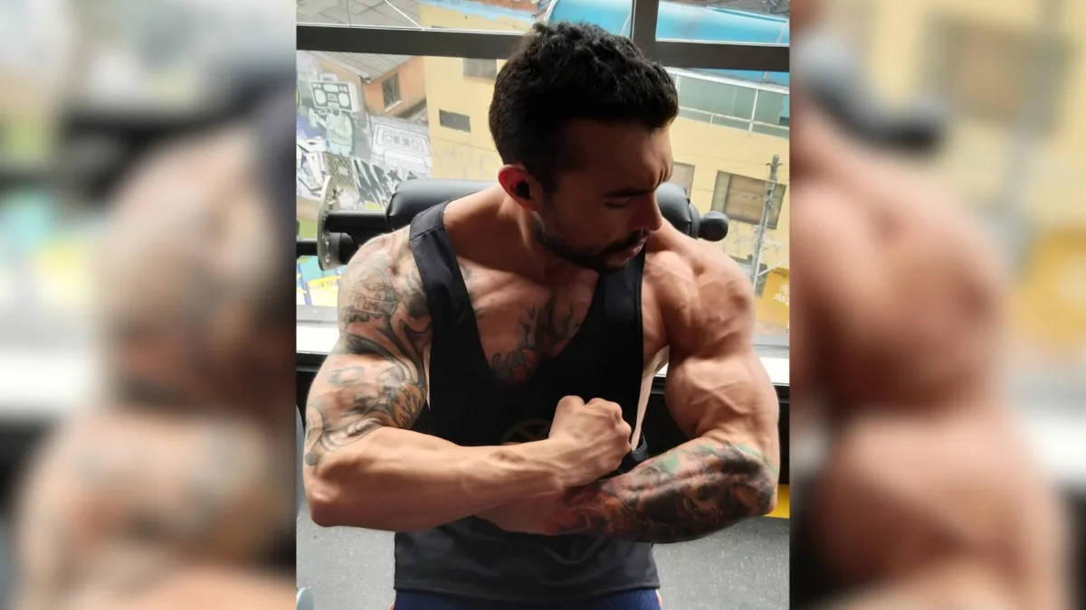 Suba: muere fisicoculturista mientras entrenaba en un gimnasio 1 Suba: muere fisicoculturista mientras entrenaba en un gimnasio La muerte de Juan Sebastián Anzola Quintero en Suba reabre el debate sobre la preparación de los gimnasios para atender una emergencia médica, la capacitación del personal y la disponibilidad de equipos básicos de primeros auxilios.