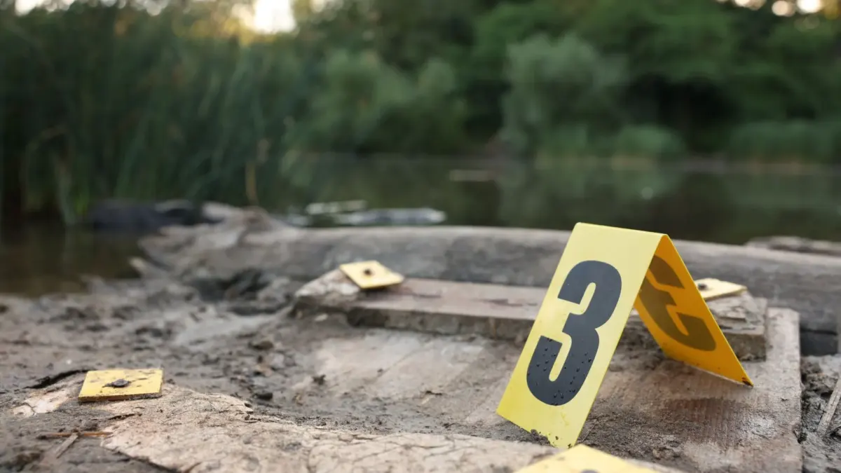 Tunjuelito: macabro hallazgo de un hombre en el río 2 Tunjuelito: macabro hallazgo de un hombre en el río El cuerpo sin vida de un hombre fue hallado a un costado del río Tunjuelito, en una zona boscosa y poco transitada de la localidad. El macabro descubrimiento generó alarma entre residentes y transeúntes, quienes dieron aviso inmediato a las autoridades.