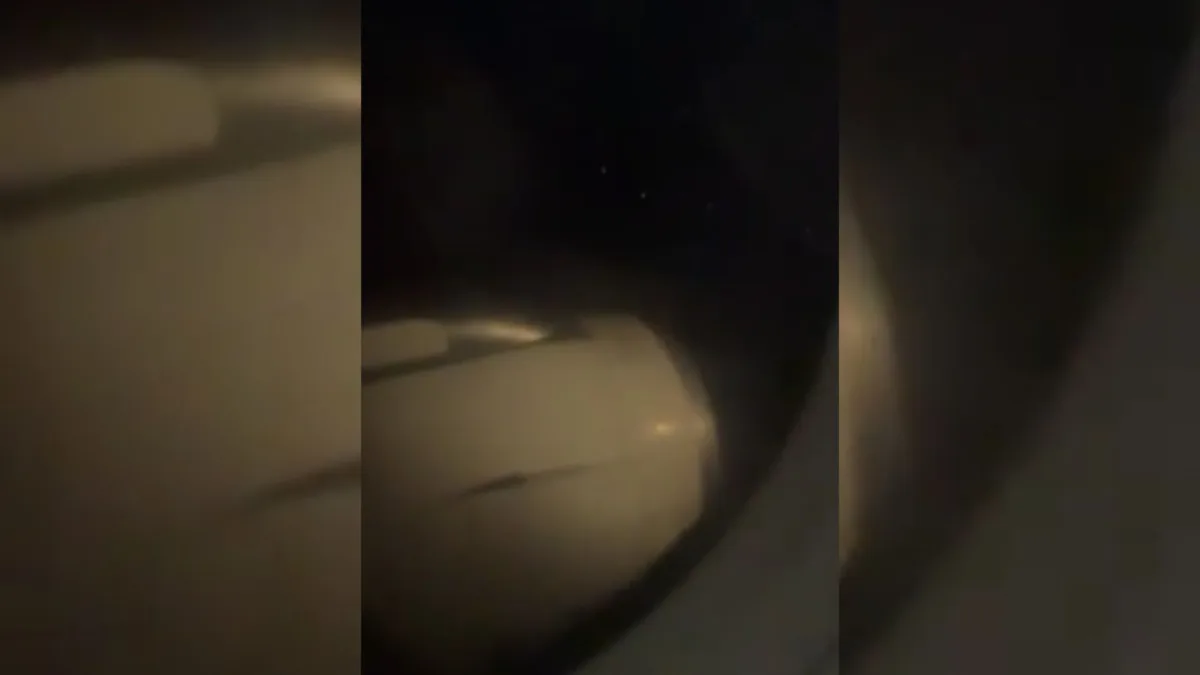 Vuelo de Latam presentó humo en una turbina y regresó de emergencia al aeropuerto El Dorado Un vuelo que cubría la ruta Bogotá-Cali tuvo que regresar de emergencia al aeropuerto El Dorado después de que una de sus turbinas presentara fallas. De acuerdo con reportes de usuarios, se sintió un fuerte olor a quemado y se evidenció humo.