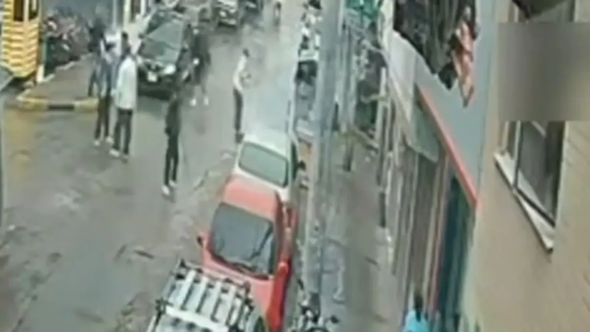 Suba: se enfrentaron con armas por el robo de una gorra Seis hombres habrían sido capturados en la localidad de Suba después de que se generara una riña por el robo de una gorra. En medio de la confrontación, una persona habría resultado lesionada.