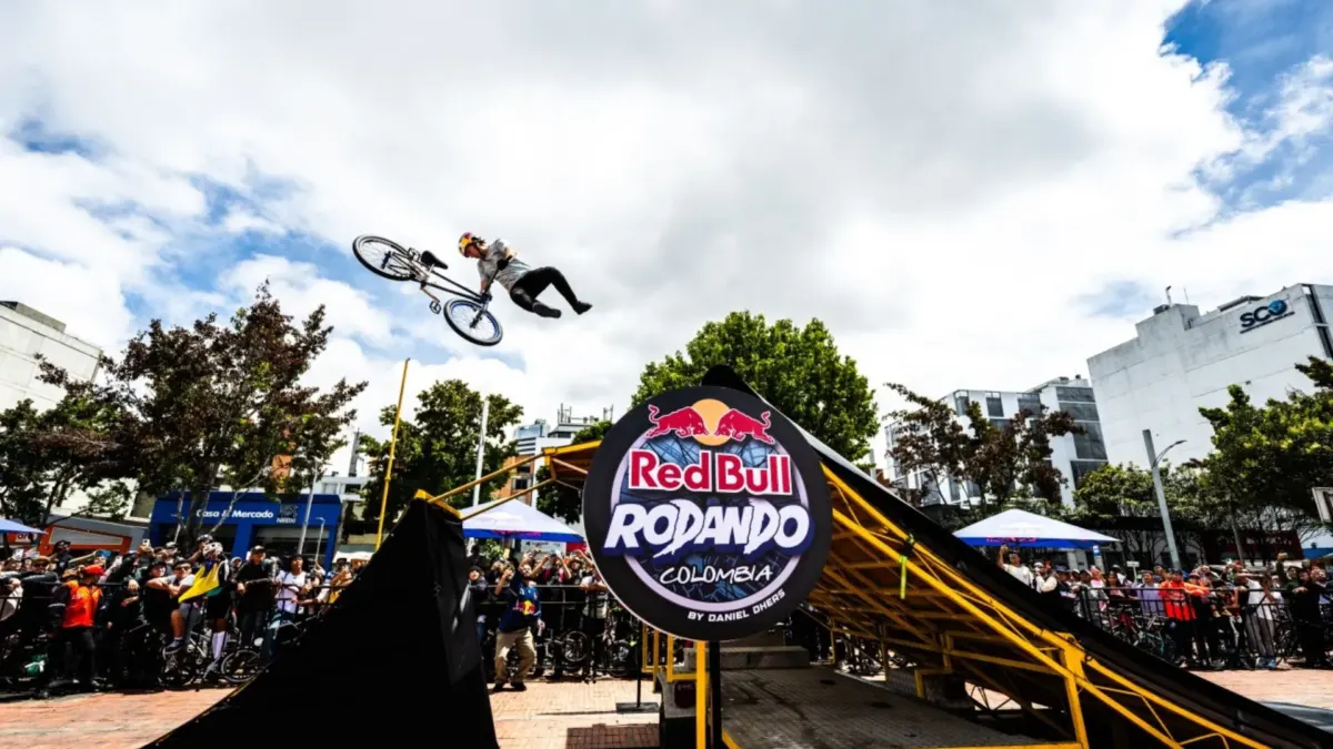 ¡Aliste los pedales! Llega la rodada más grande de BMX Freestyle Este domingo, la localidad de Suba se convierte en el epicentro del BMX freestyle en Bogotá, con la rodada más grande del país que conectará el Parque La Gaitana con el CEFE Fontanar del Río.
