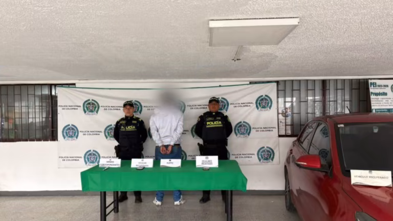 Barrios Unidos: recuperan vehículo hurtado y capturan a presunto responsable