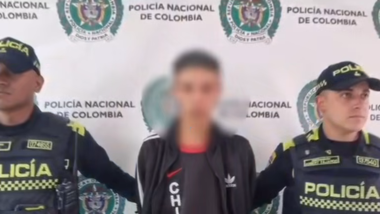 Cae presunto homicida en Kennedy: lo capturaron minutos después del crimen