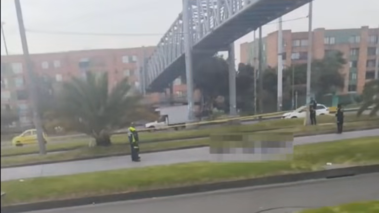 En Kennedy murió tras caer desde un puente en la troncal de las Américas